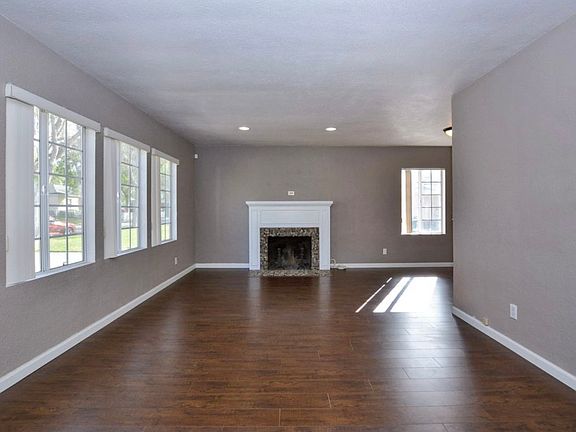 5th image of 249 Ardmore St