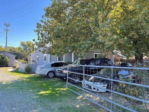 3rd image of 8590 State Highway 99e