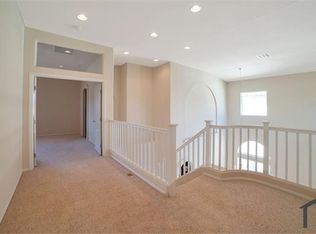 10416 Loma Portal Ave, Las Vegas, NV 89166