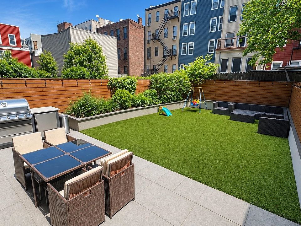 1st image of 411 Monroe St #1