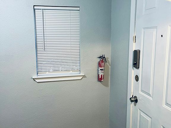 3rd image of 317 Cincinnati Ave APT 3