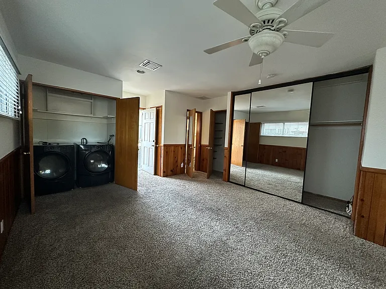 4411 Mammoth Ave — Photo 10