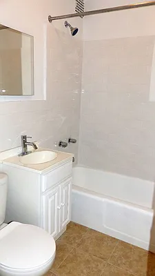 Rented by Immac Realty | media 27