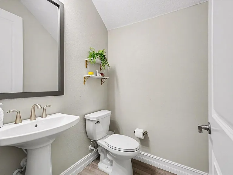 5054 San Martino Dr — Photo 27