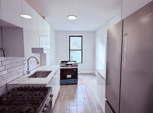 25 Hackensack Plank Rd #103R, Weehawken, NJ 07086