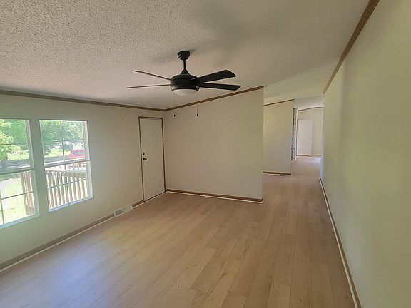 5th image of 22 Lakeview Rd