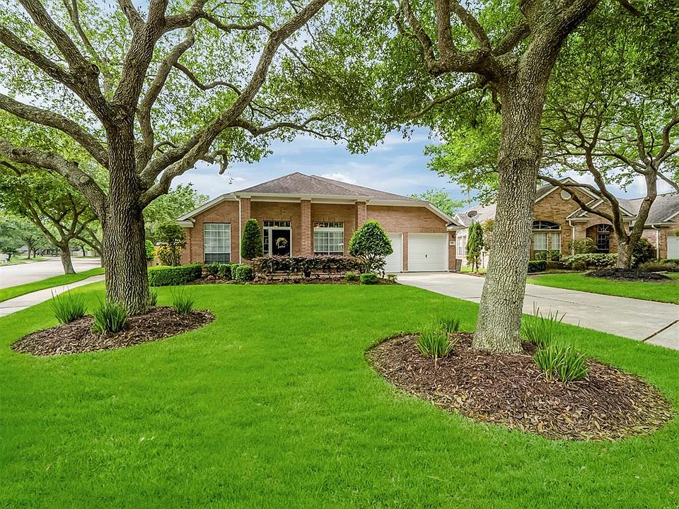 1st image of 311 Summer Haven Ct