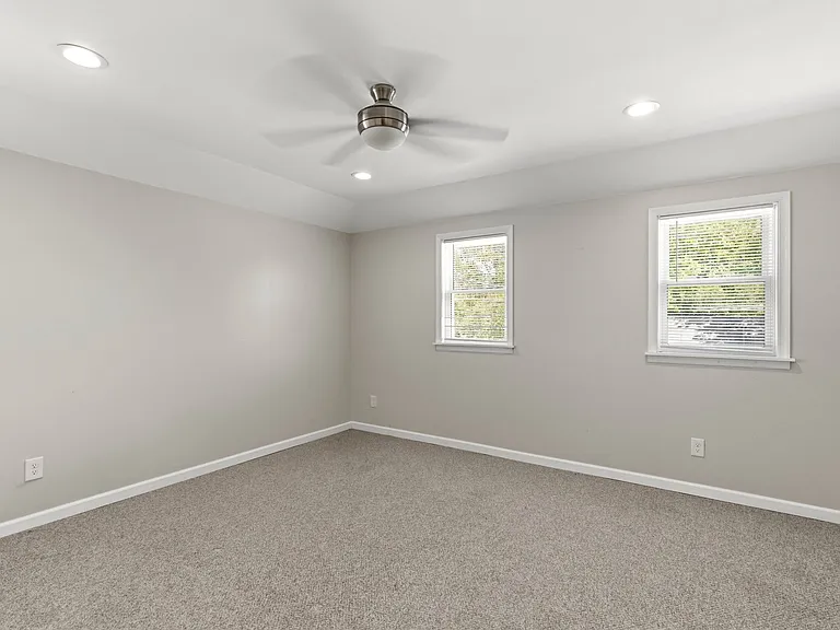 8530 Oakleigh Rd — Photo 14