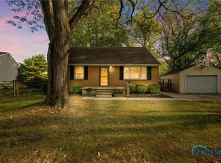 930 Scott St, Maumee, OH 43537