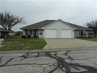 1st image of 1141 SW Ephraim Dr
