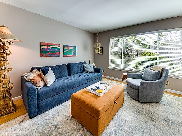 202 Treescape Dr #11A — Photo 3