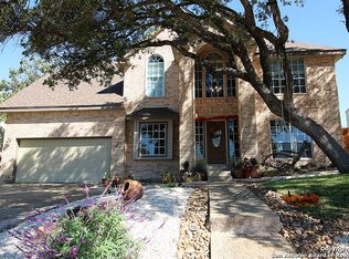 911 Hedgestone Dr, San Antonio, TX 78258