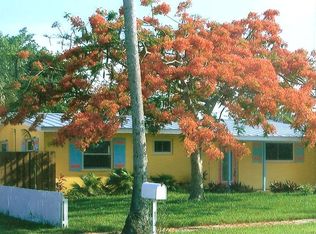 960 22nd Ave N, Naples, FL 34103