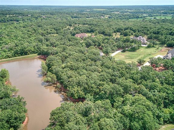 3rd image of 11537 Winding Lake Dr #11