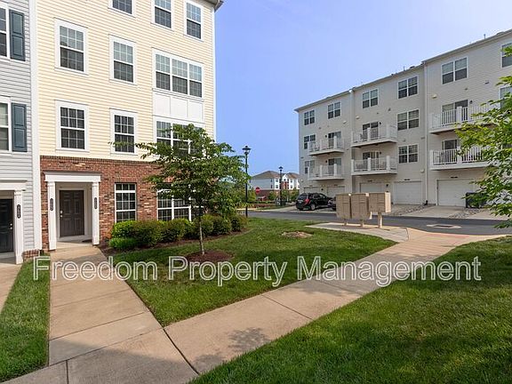 4th image of 17002 Beveridge Dr