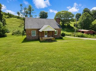 2646 Cross Roads Dr, Galax, VA 24333