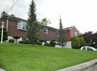 198 Winchester Ave #1A, Staten Island, NY