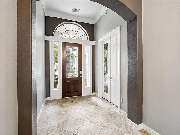 3rd image of 17610 Beckerdell Ln