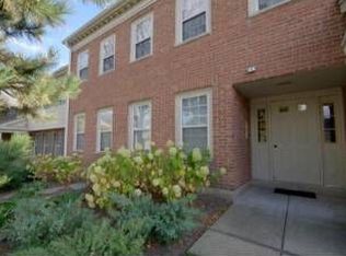 1610 Pennsbury Ct APT C1, Wheeling, IL 60090
