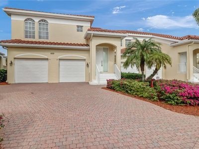 600 L Ambiance CIR #6-101, Naples, FL, 34108