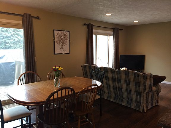 5th image of 2900 Delta River Dr