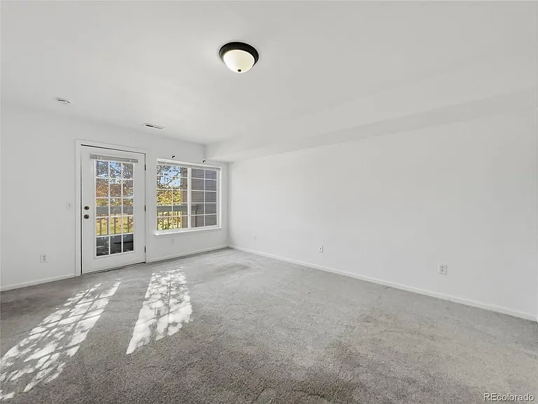 1583 S Danube Way #104 — Photo 10