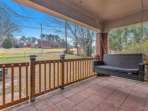 5th image of 384 Perry Hill Rd