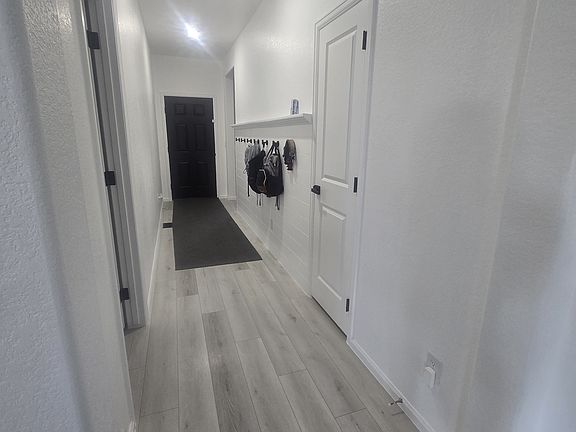 Front Entry Way