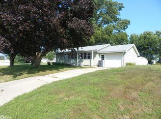 1710 15th Ave, Eldora, IA 50627