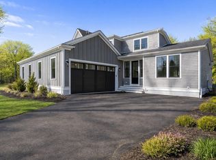 26 Country Farm Rd #26, Framingham, MA 01701