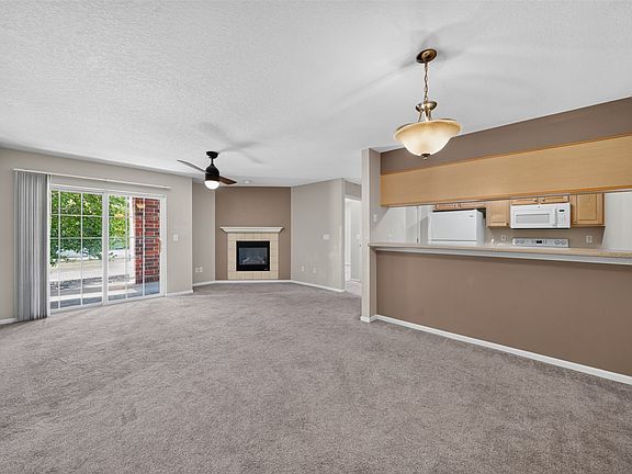 2nd image of 105 NW 8th St Unit 106