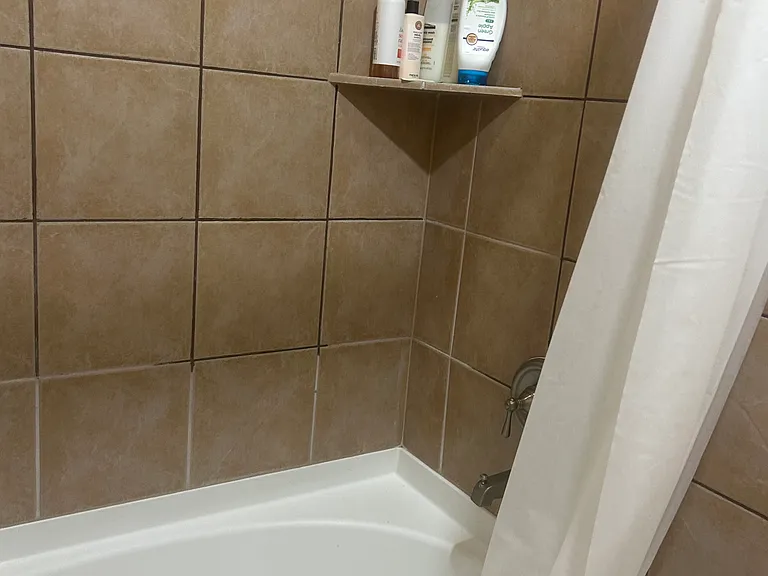 950 Henderson St #1320 — Photo 15