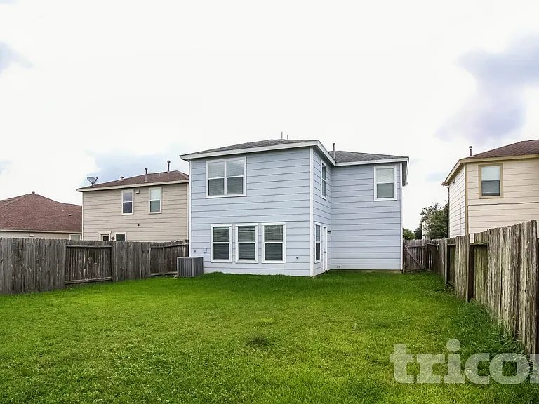3643 Fuller Bluff Dr — Photo 15