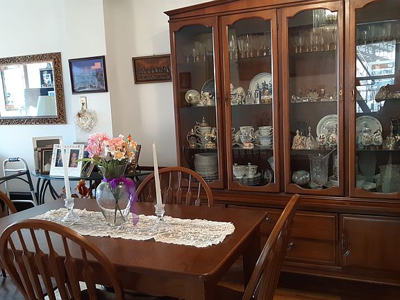 3rd image of 2621 Union St APT 2G
