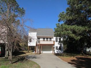 105 Lake Ct, Kill Devil Hills, NC 27948