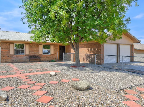 13406 Pierce Arrow Rd NE, Albuquerque, NM 87112