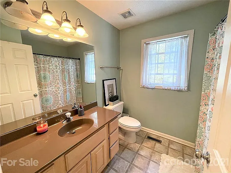 17 Grove Garden Ave — Photo 17