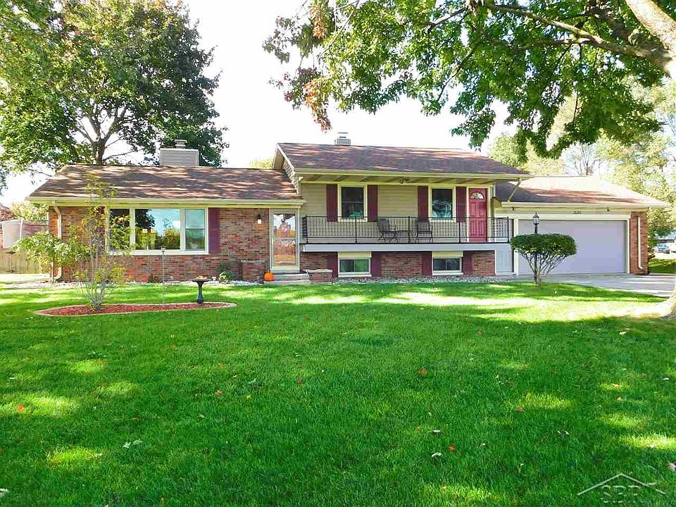 1st image of 3605 Hermansau Dr