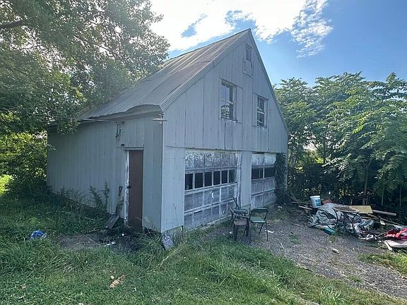 5th image of 6598 North St Lot D