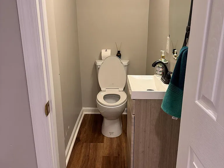 873 S York Dr — Photo 42