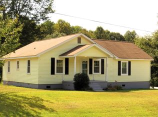 243 Shady Grove Rd, Pickens, SC 29671