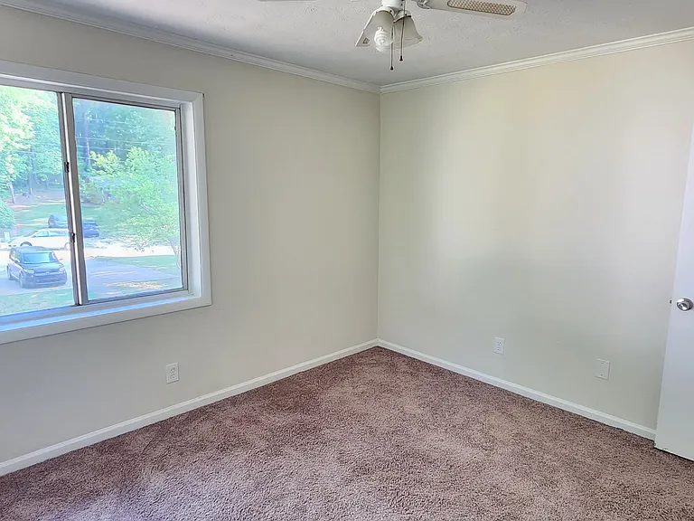 4902 Valley Dale Ct SW #B — Photo 53