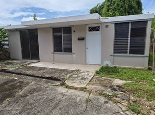 6 Qq #19, Bayamon, PR 00957