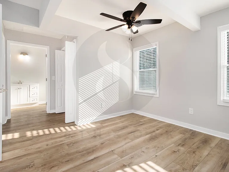 2130 Belhaven Ln SE — Photo 10