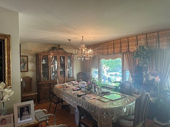 5th image of 6034 N Bernard St