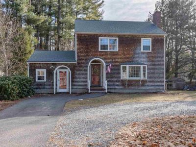 74 New Searles Rd, Nashua, NH, 03062