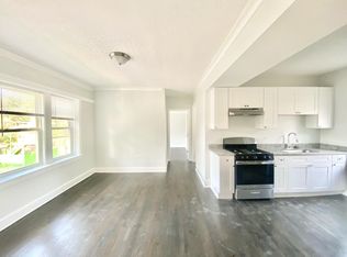 900 N Monticello Ave #2R, Chicago, IL 60651