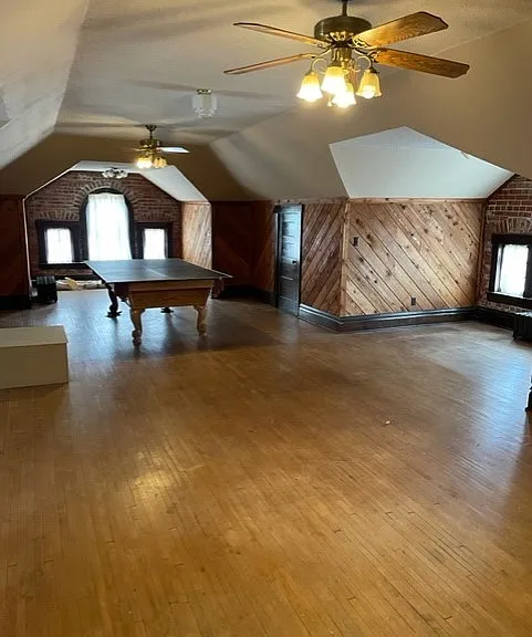 1103 Main St — Photo 21