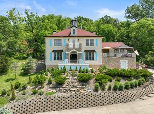 19534 Longview Dr, Lawrenceburg, IN 47025