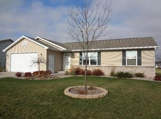 W5440 Hidden Trail Ln, APPLETON, WI 54915